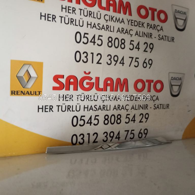 5312502040 Toyota Corolla 2013 2016 Ön Panjur Sağ Alt Nikelajı Çıkma Orjinal