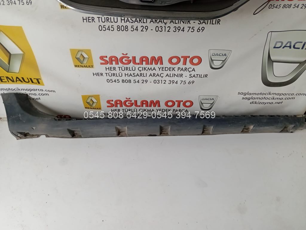 Duster  Marşpiyel Plastiği  Sağ 