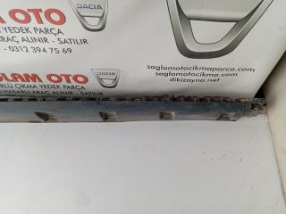 Duster  Marşpiyel Plastiği  Sağ 