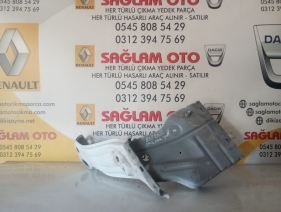 Renault Express Sağ Far yuvası