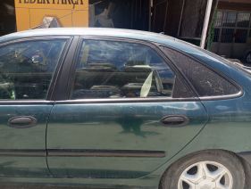 Renault Laguna 1 Sol Arka Kapı 1996-2002 Çıkma Orjinal