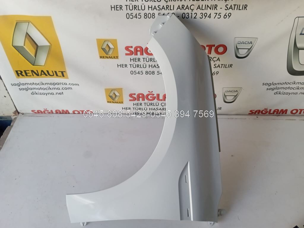 Renault Megane 4 Sol Ön Çamurluk Beyaz Renk 